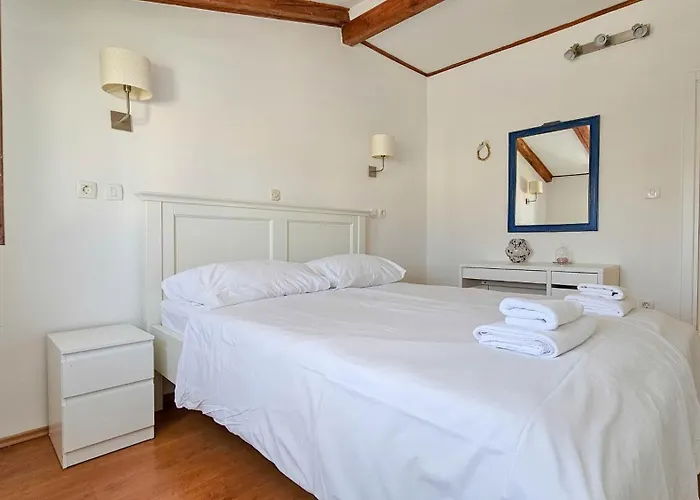 Lara Appartement *